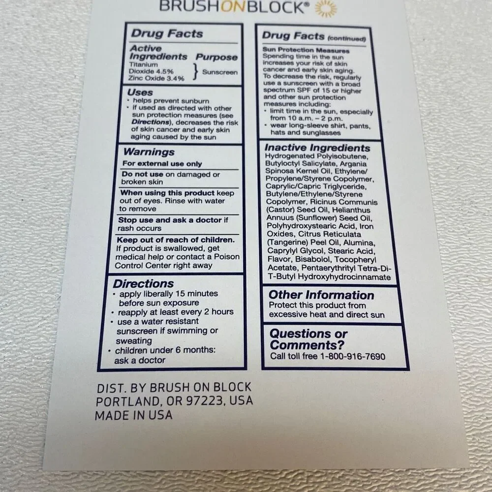 Brush on block Protective‎ Lip Oil SPF 32 pack of 2 .23oz each Exp: 2025